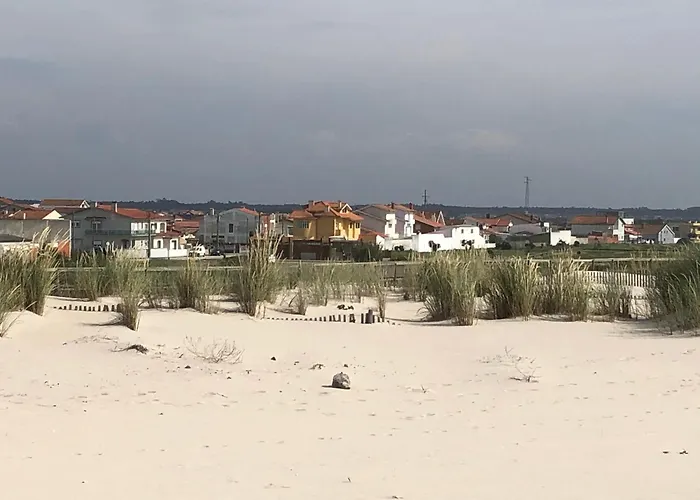 Beachfront Costa Nova Villa - 3 Bedroom Apartment Apartment *